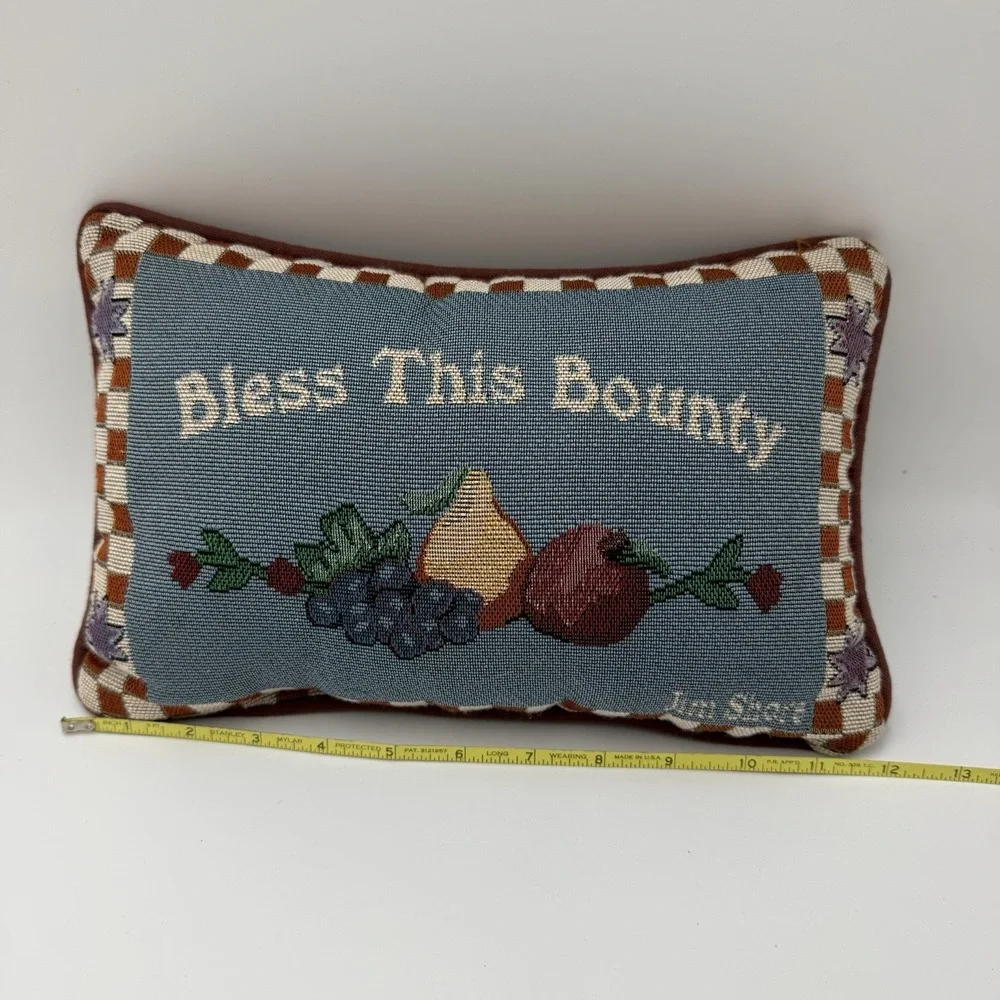 Vintage Jim Shore Throw Tapestry Pillow‎ Bless This Bounty Cottage Fruit Clean